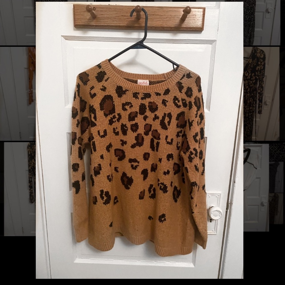Maternity sweater size L cheeta print